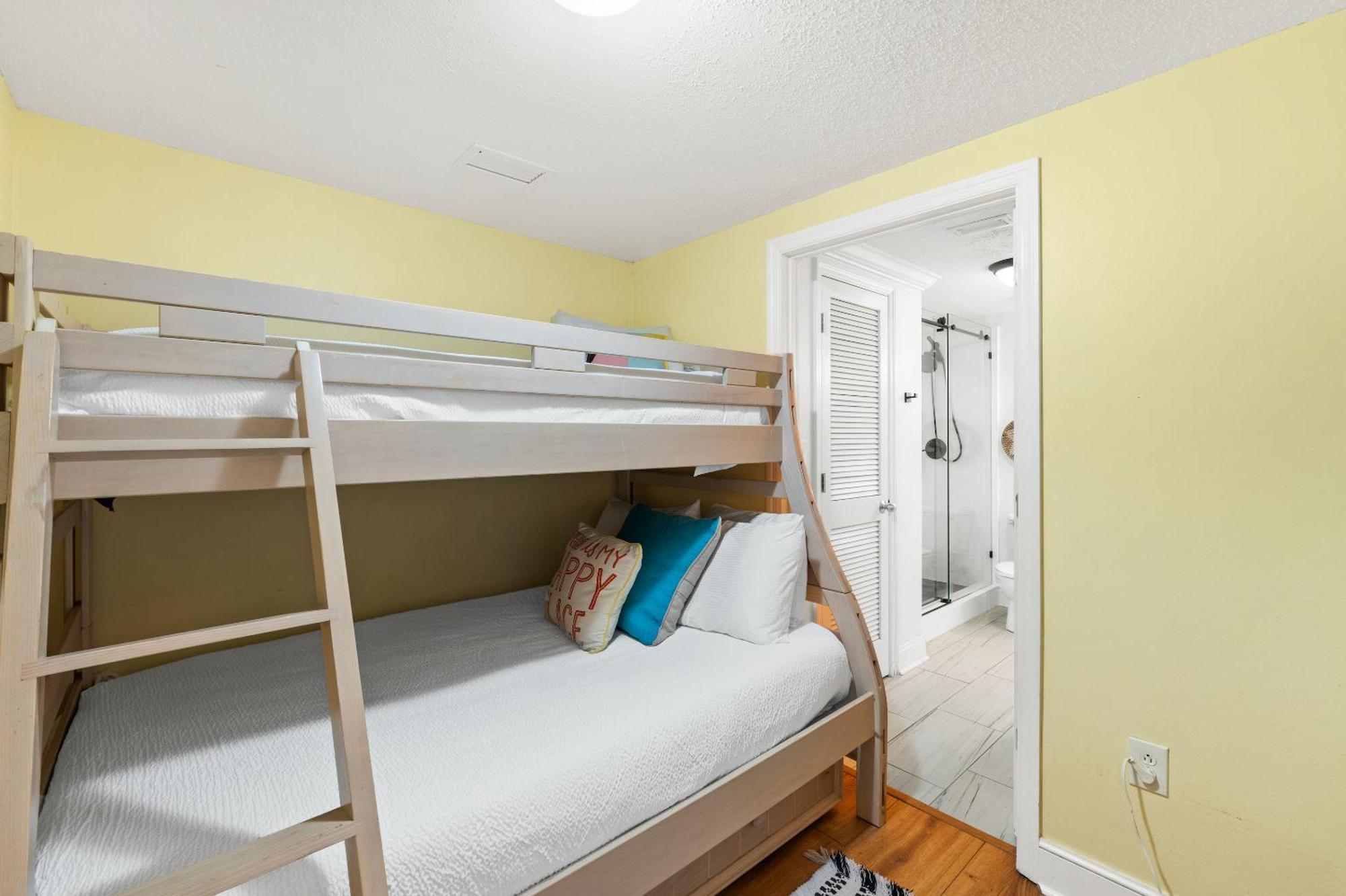 Majestic Beach Towers Resort By Panhandle Getaways Panama City Beach Habitación foto